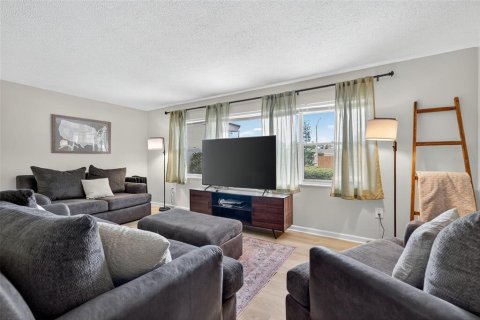 Casa en venta en Bradenton, Florida, 2 dormitorios, 130.43 m2 № 1842983 - foto 18