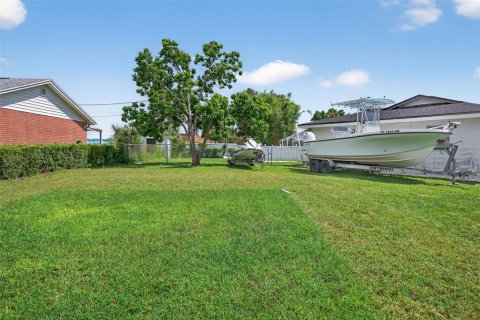 Casa en venta en Bradenton, Florida, 2 dormitorios, 130.43 m2 № 1842983 - foto 8