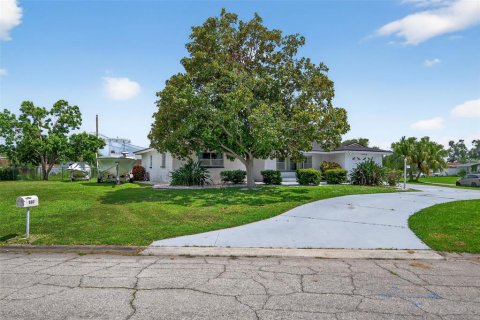 Casa en venta en Bradenton, Florida, 2 dormitorios, 130.43 m2 № 1842983 - foto 10