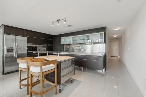 Снять в аренду кондоминиум в Майами-Бич, Флорида 2 спальни, 157.93м2, № 2193695 - фото 8