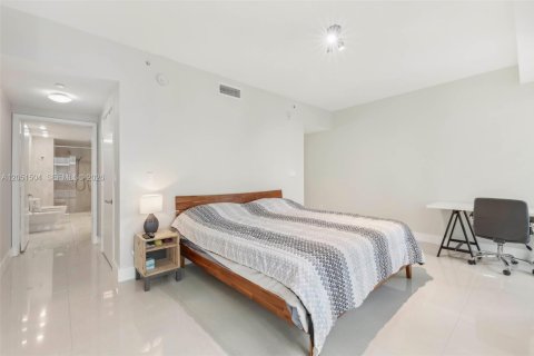 Снять в аренду кондоминиум в Майами-Бич, Флорида 2 спальни, 157.93м2, № 2193695 - фото 21