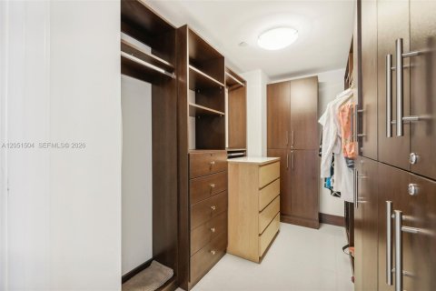 Снять в аренду кондоминиум в Майами-Бич, Флорида 2 спальни, 157.93м2, № 2193695 - фото 26