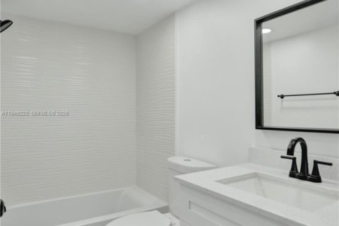 Снять в аренду кондоминиум в Холливуд, Флорида 2 спальни, 96.62м2, № 2004315 - фото 16