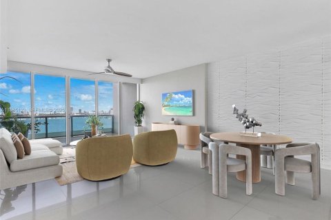 Condo in North Bay Village, Florida, 2 bedrooms № 2083470 - photo 3