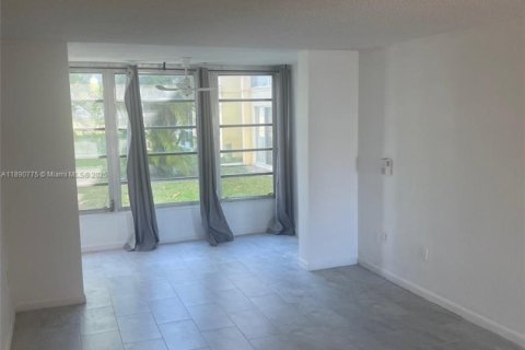 Copropriété à louer à Sunrise, Floride: 1 chambre, 59.46 m2 № 1944251 - photo 4