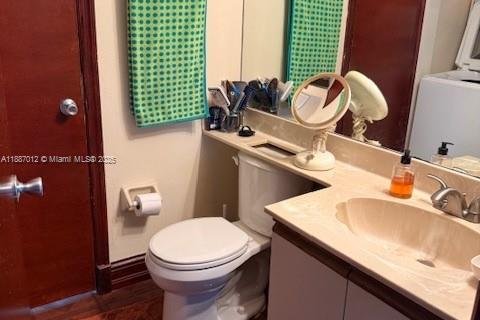 House in West Palm Beach, Florida 2 bedrooms, 78.13 sq.m. № 1933559 - photo 14