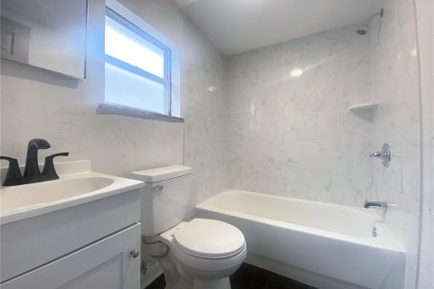 Apartamento en alquiler en Lake Wales, Florida, 2 dormitorios, 59.46 m2 № 2103609 - foto 9