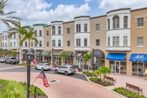 Condominio en venta en Lakewood Ranch, Florida, 2 dormitorios, 128.58 m2 № 2287522 - foto 2