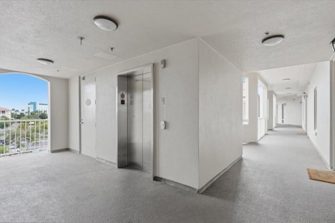 Condominio en venta en Lakewood Ranch, Florida, 2 dormitorios, 128.58 m2 № 2287522 - foto 4
