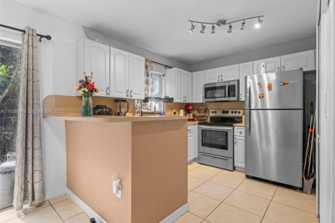 Condo in Homestead, Florida, 3 bedrooms  № 1994240 - photo 6
