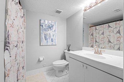 Condo in Homestead, Florida, 3 bedrooms  № 1994240 - photo 9