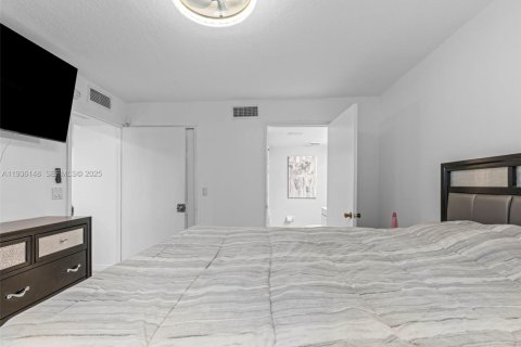 Condo in Homestead, Florida, 3 bedrooms  № 1994240 - photo 8