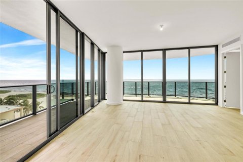 Condominio en venta en Pompano Beach, Florida, 3 dormitorios, 240.62 m2 № 2194354 - foto 5