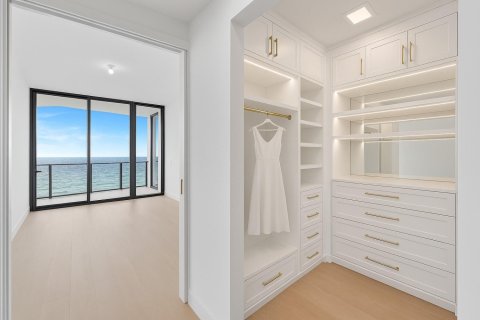 Condominio en venta en Pompano Beach, Florida, 3 dormitorios, 240.62 m2 № 2194354 - foto 16