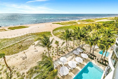 Condominio en venta en Pompano Beach, Florida, 3 dormitorios, 240.62 m2 № 2194354 - foto 2