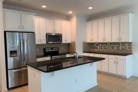 Adosado en alquiler en Orlando, Florida, 3 dormitorios, 165.37 m2 № 2111776 - foto 3