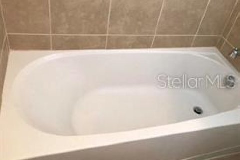 Adosado en alquiler en Orlando, Florida, 3 dormitorios, 165.37 m2 № 2111776 - foto 21