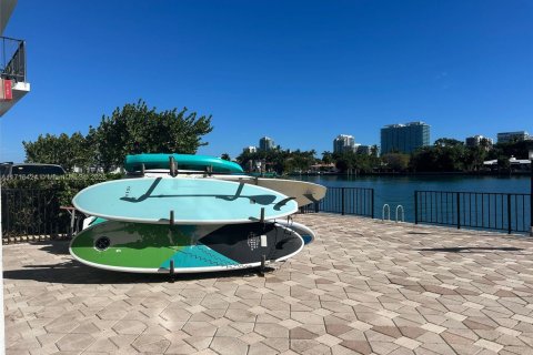 Condo in Bay Harbor Islands, Florida, 2 bedrooms  № 1867234 - photo 4