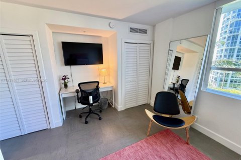 Copropriété à louer à Miami Beach, Floride: 1 chambre, 95.41 m2 № 1997099 - photo 15