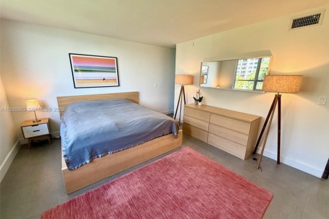 Copropriété à louer à Miami Beach, Floride: 1 chambre, 95.41 m2 № 1997099 - photo 14
