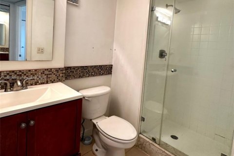 Купить кондоминиум в Уэст-Палм-Бич, Флорида 2 спальни, 89.19м2, № 1731717 - фото 9
