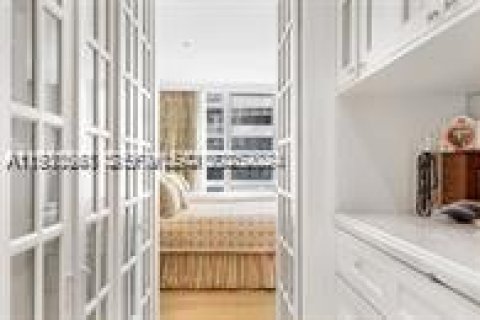 Condo in Bal Harbour, Florida, 6 bedrooms  № 1989440 - photo 22