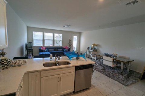 Townhouse in Orlando, Florida 4 bedrooms, 168.06 sq.m. № 1826245 - photo 12