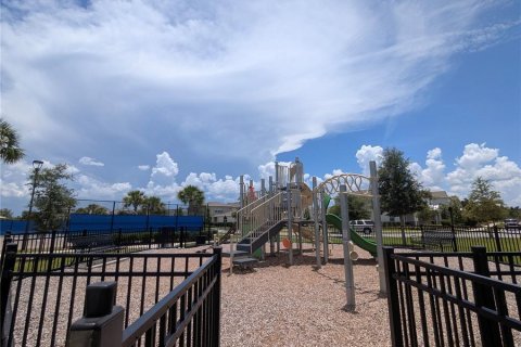 Townhouse in Orlando, Florida 4 bedrooms, 168.06 sq.m. № 1826245 - photo 30