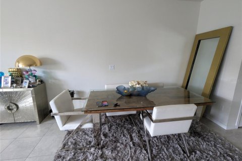Townhouse in Orlando, Florida 4 bedrooms, 168.06 sq.m. № 1826245 - photo 13