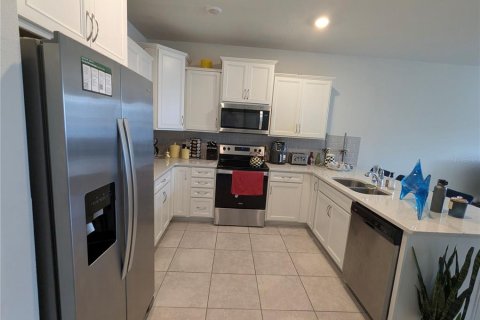 Townhouse in Orlando, Florida 4 bedrooms, 168.06 sq.m. № 1826245 - photo 7