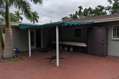 Casa en venta en Saint Petersburg, Florida, 3 dormitorios, 146.32 m2 № 1913376 - foto 7