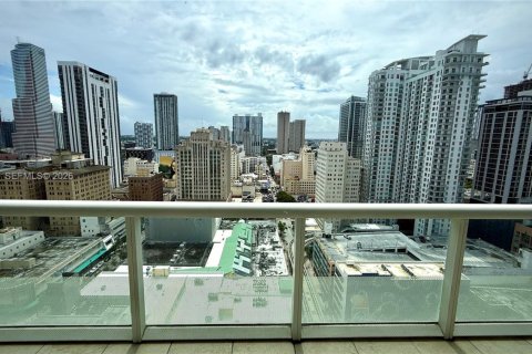 Condo in Miami, Florida, 2 bedrooms  № 2182349 - photo 23