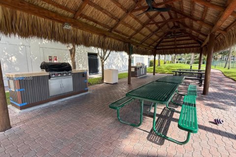 Copropriété à louer à Aventura, Floride: 2 chambres, 109.16 m2 № 2154565 - photo 10