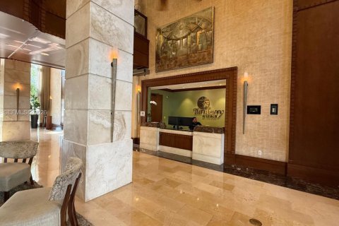Condo à Aventura, Floride, 2 chambres № 2154565