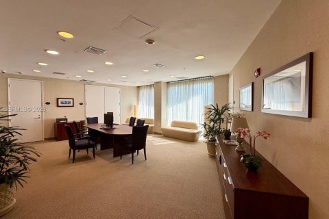 Copropriété à louer à Aventura, Floride: 2 chambres, 109.16 m2 № 2154565 - photo 19