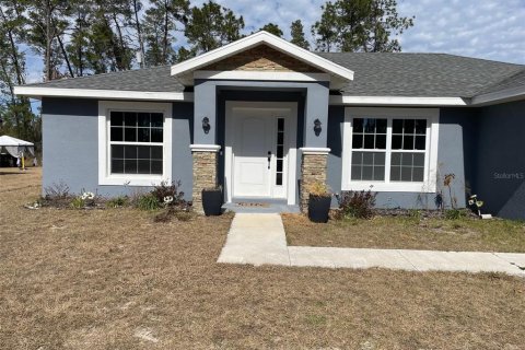House in Ocala, Florida 3 bedrooms, 144.37 sq.m. № 2289491