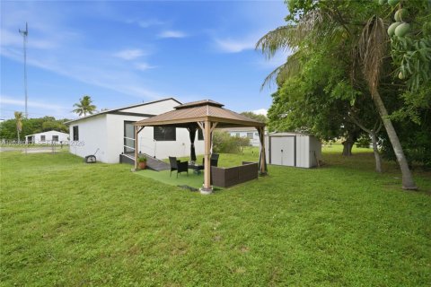 Villa ou maison à vendre à West Park, Floride: 2 chambres, 91.79 m2 № 2086901 - photo 26