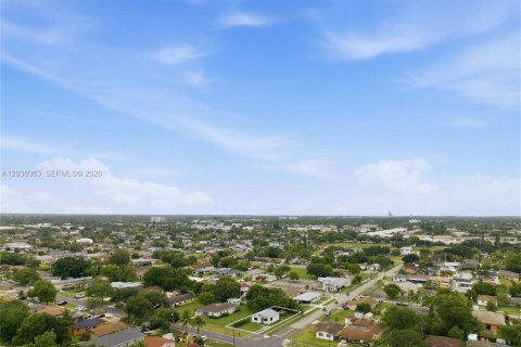 Villa ou maison à vendre à West Park, Floride: 2 chambres, 91.79 m2 № 2086901 - photo 30