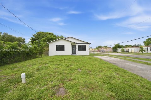Villa ou maison à West Park, Floride 2 chambres, 91.79 m2 № 2086901