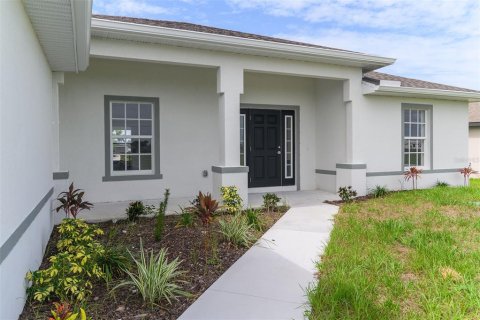 Casa en Cape Coral, Florida 4 dormitorios, 156.35 m2 № 2207728