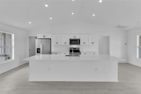 Casa en venta en Cape Coral, Florida, 4 dormitorios, 156.35 m2 № 2207728 - foto 10