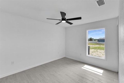 Casa en venta en Cape Coral, Florida, 4 dormitorios, 156.35 m2 № 2207728 - foto 17