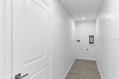 Casa en venta en Cape Coral, Florida, 4 dormitorios, 156.35 m2 № 2207728 - foto 8