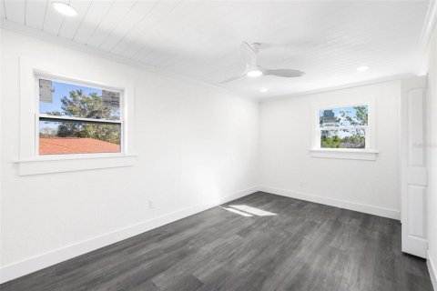 Casa en venta en Port Charlotte, Florida, 4 dormitorios, 213.68 m2 № 1831392 - foto 19