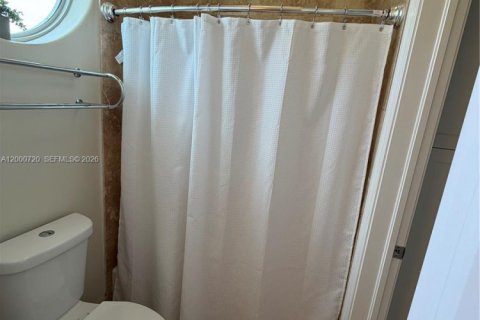 House in Southwest Ranches, Florida 5 bedrooms, 288.09 sq.m. № 2068188 - photo 16