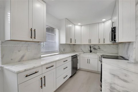 Copropriété à vendre à Delray Beach, Floride: 2 chambres, 84.26 m2 № 1962733 - photo 18