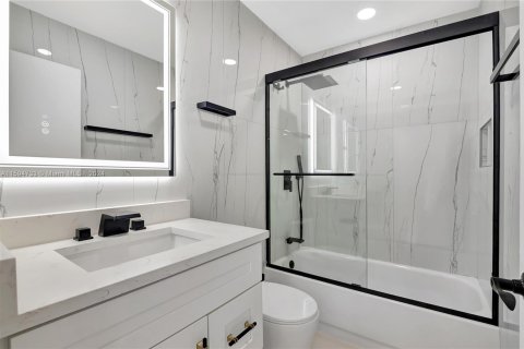 Copropriété à vendre à Delray Beach, Floride: 2 chambres, 84.26 m2 № 1962733 - photo 12