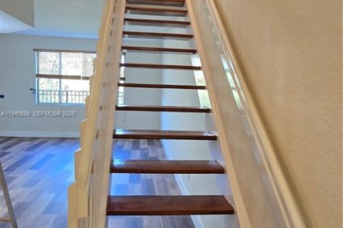 Снять в аренду таунхаус в Дейви, Флорида 3 спальни, № 1997825 - фото 5