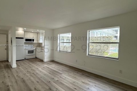 Condo à Miami, Floride, 2 chambres  № 2011218