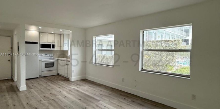 Condo à Miami, Floride, 2 chambres  № 2011218